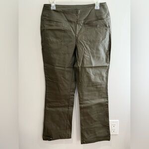 Belle by Kim Gravel 8P Olive Green Faux Leather with Pockets Women's Pants 054
